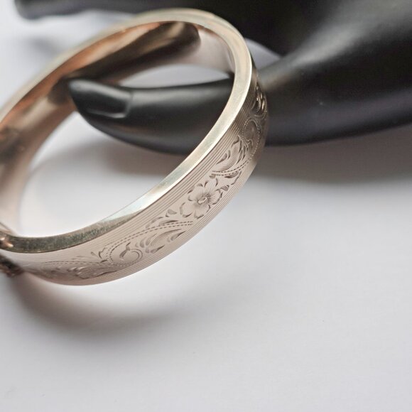 Antique Victorian  Gold Filled Bangle Bracelet - Picture 1 of 2